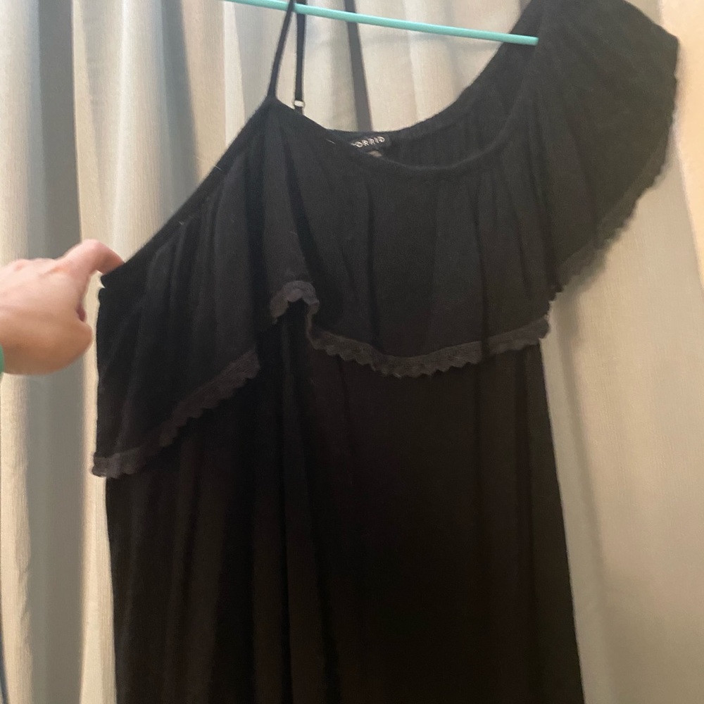 Torrid black half/Half blouse